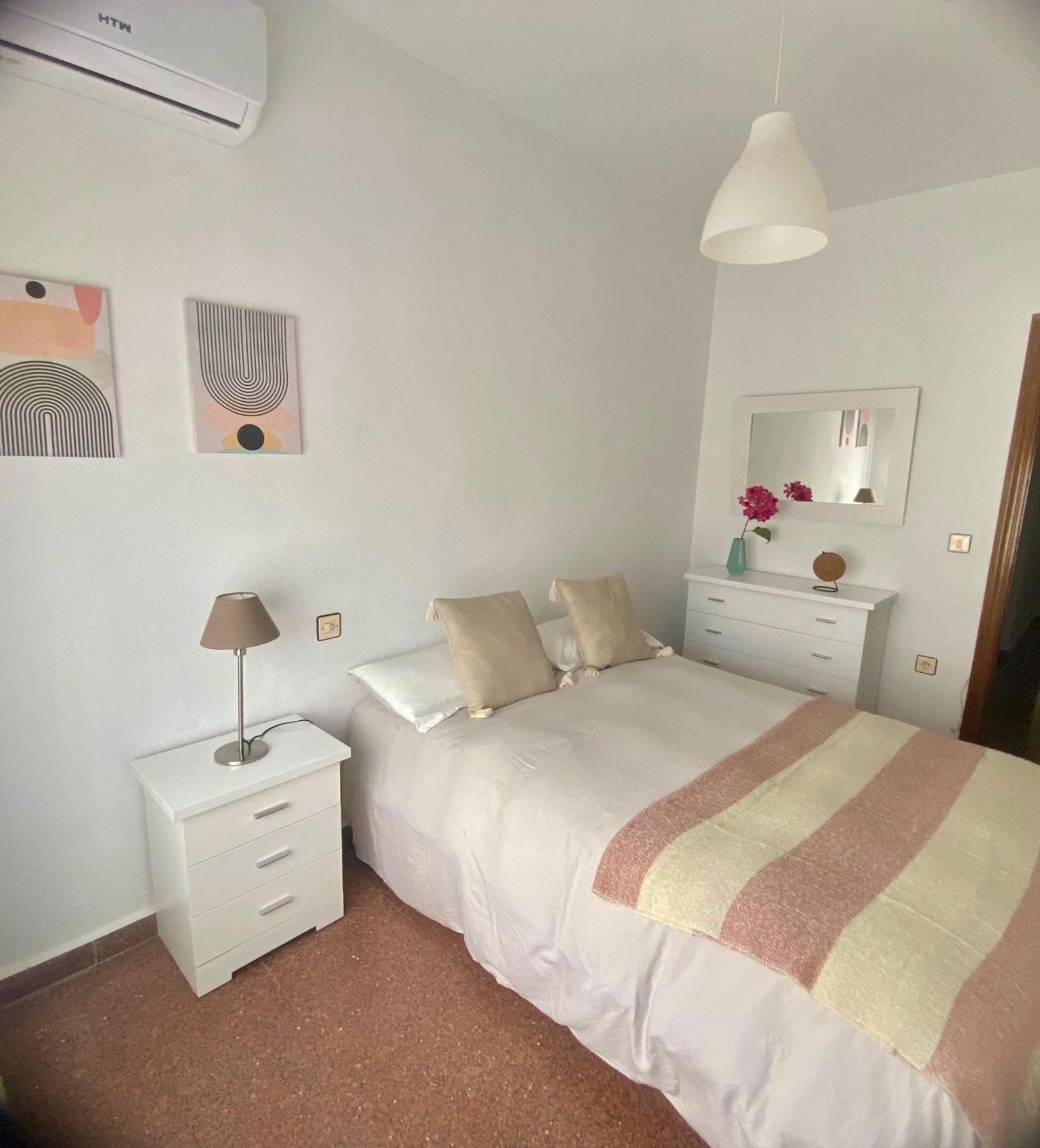 אנטקרה Vera Apartment, Acogedor Y Tranquilo En El Corazon De La Ciudad מראה חיצוני תמונה